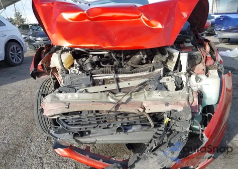 2018 Ford Fiesta Se z USA, uszkodzony, nr VIN 3FADP4BJ1JM135261